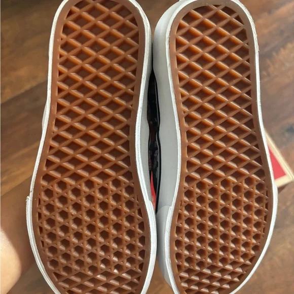 NWT Floral slip on Vans - Picture 4 of 5